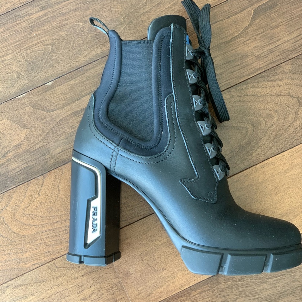Prada
Leather Platform Ankle Boots